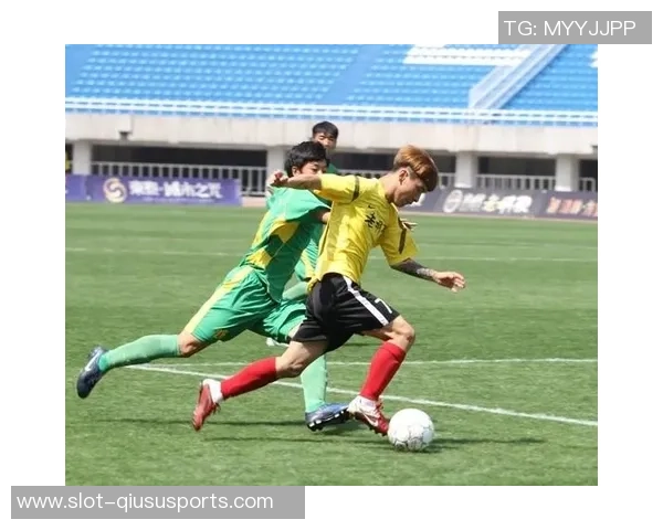 老城根足球俱乐部:传承与创新的足球精神在新时代的崛起 老城根足球俱乐部:传承与创新的足球精神在新时代的崛起