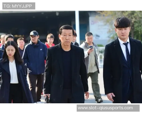 白国华在足球领域的崛起与成就探讨及其对中国足球的影响分析