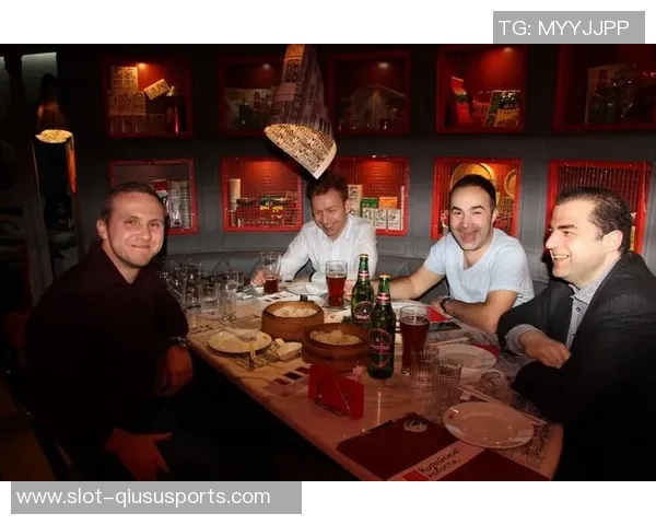 西安民间足球联赛热潮涌动球迷激情四溢共庆足球盛宴