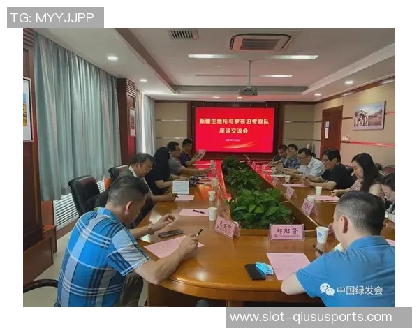 足球队队旗手的荣耀与责任探讨及其在比赛中的重要性分析